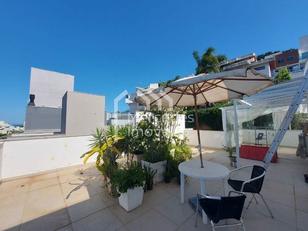Foto 3 de Casa 5 suítes à venda · Praia dos Amores, Balneário Camboriú