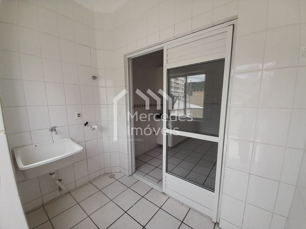 Foto 33 de Apartamento 1 suíte + 2 dorms para alugar · Centro, Itajaí