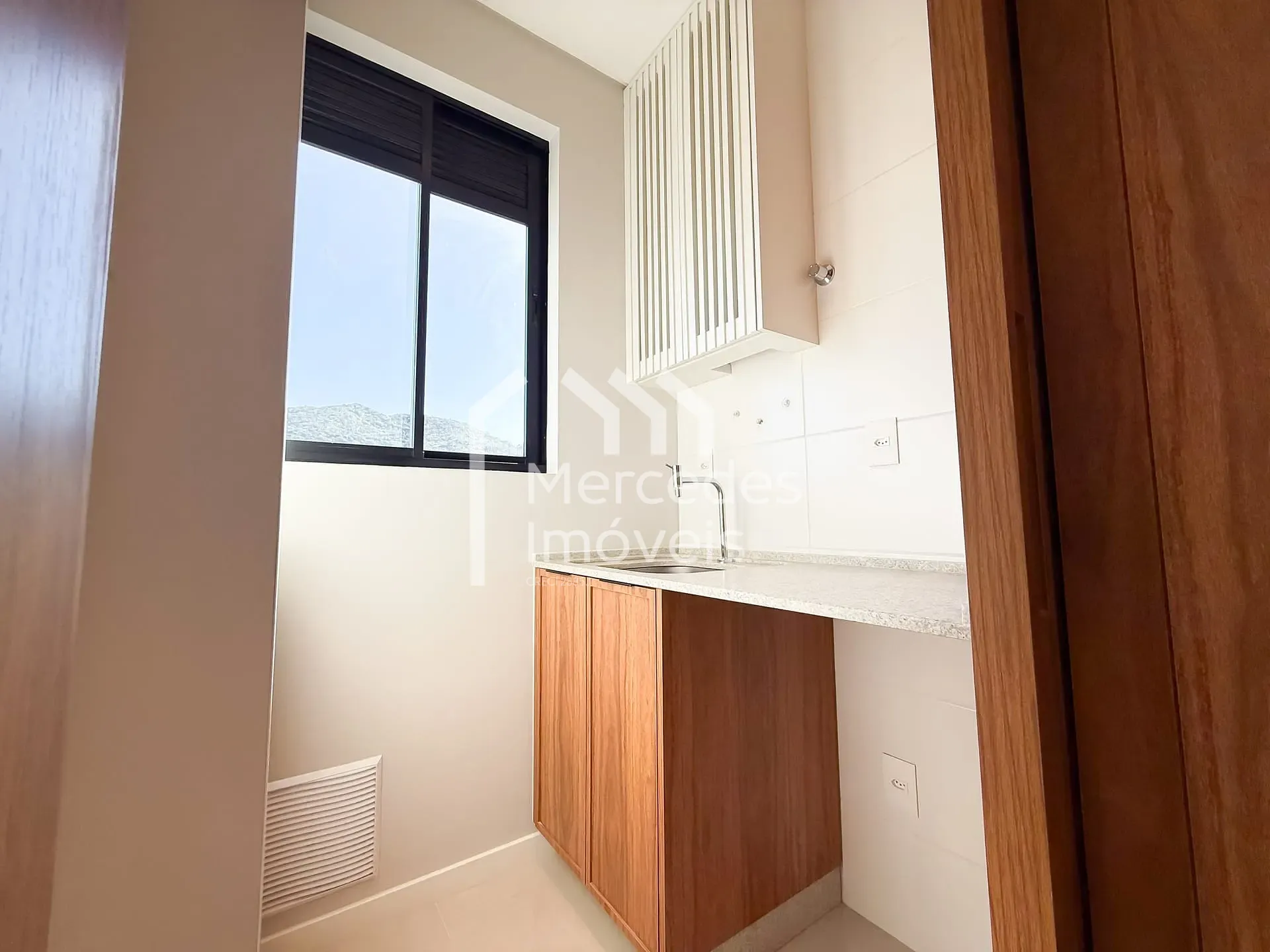 Foto 18 de Apartamento vista mar com 3 suítes à venda, Cabeçudas, Itajaí, SC