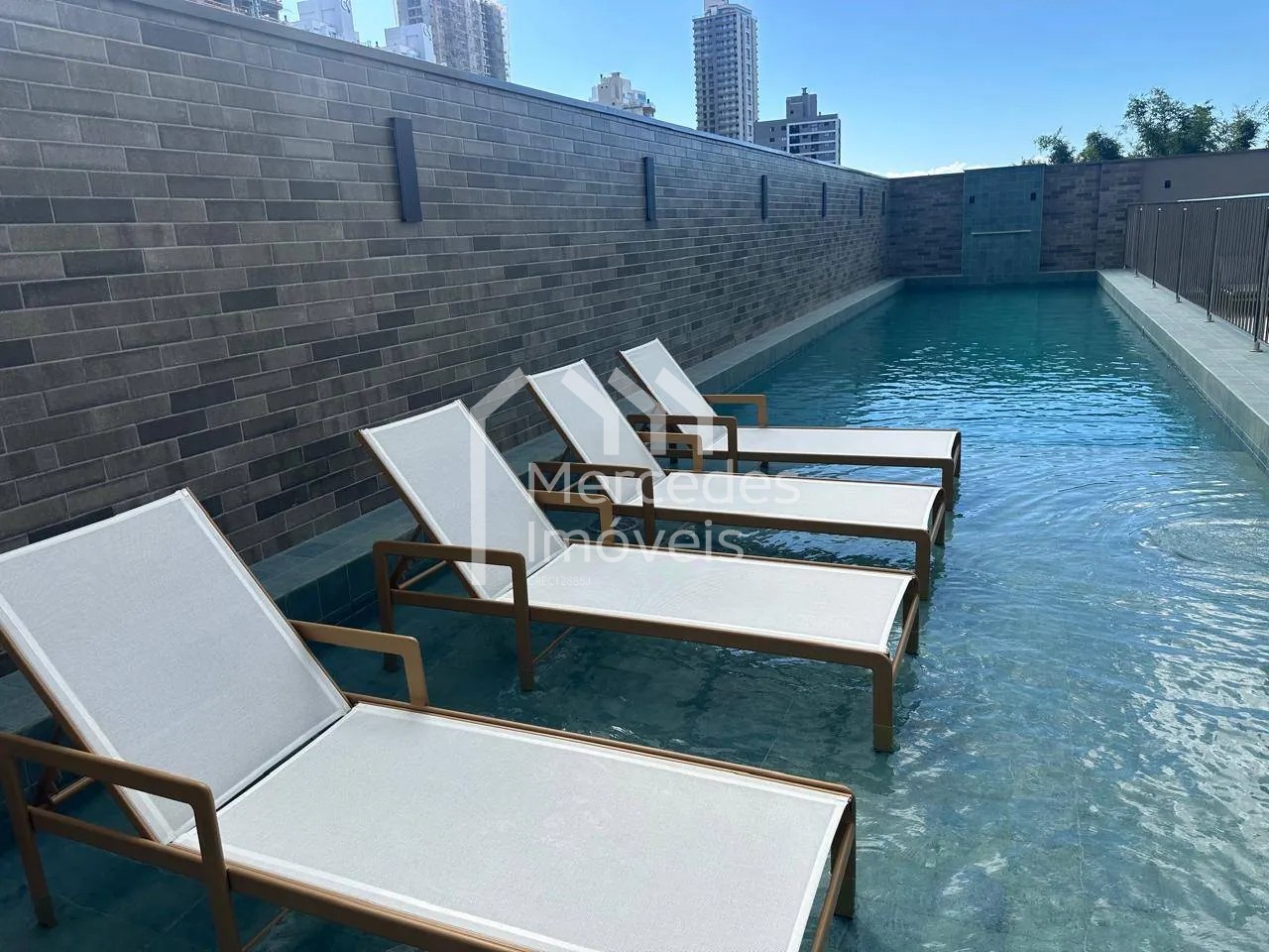 Foto 211 de Apartamento 1 suíte + 1 dorm para alugar · Praia Brava, Itajaí