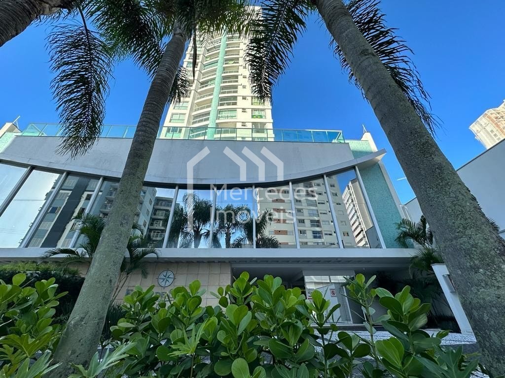 Foto 1 de Apartamento 1 suíte + 1 dorm à venda · Centro, Itajaí · Farol de Sagres · 84 m²