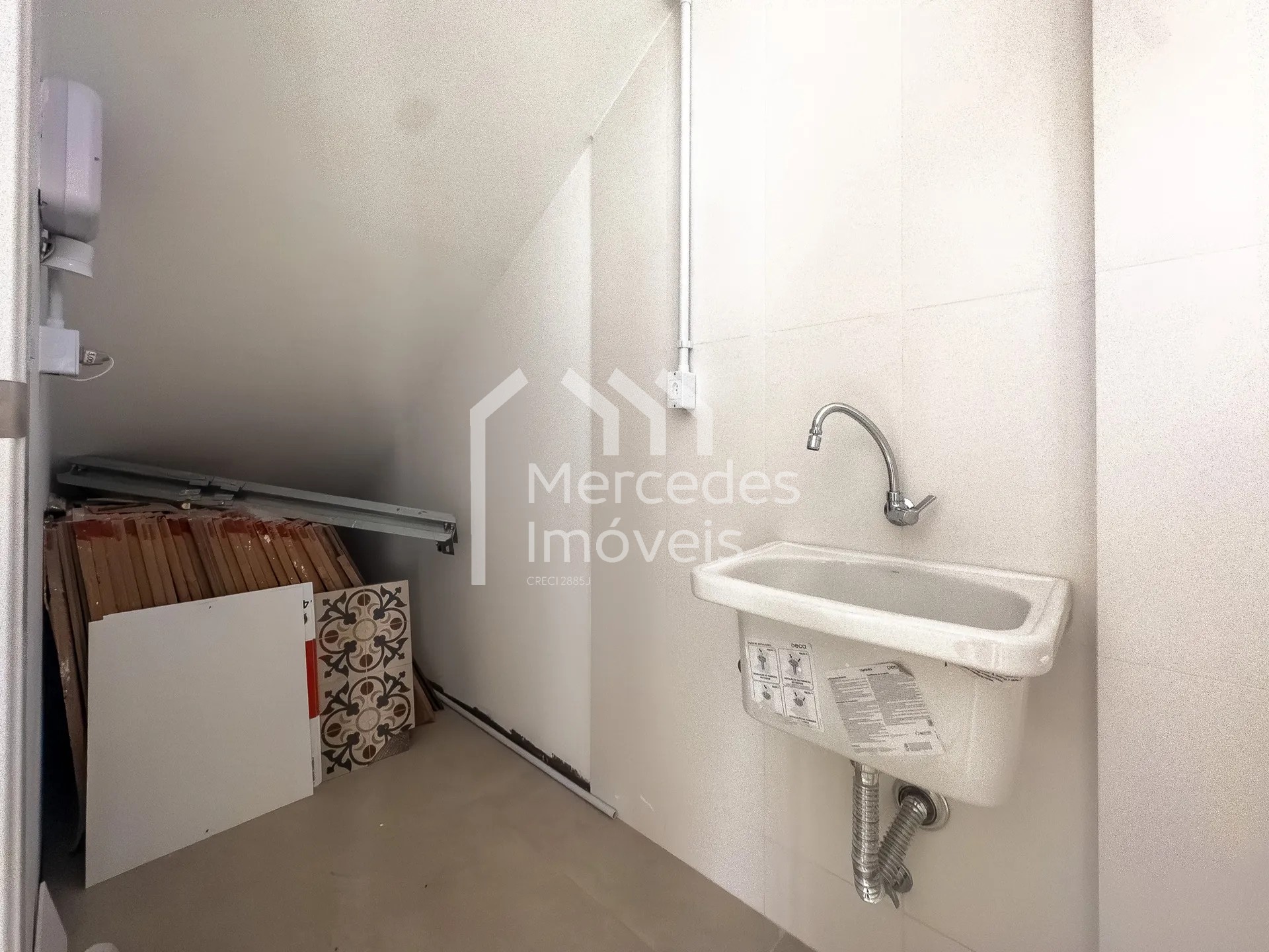 Foto 14 de Sala comercial para alugar · Centro, Itajaí · 130 m²
