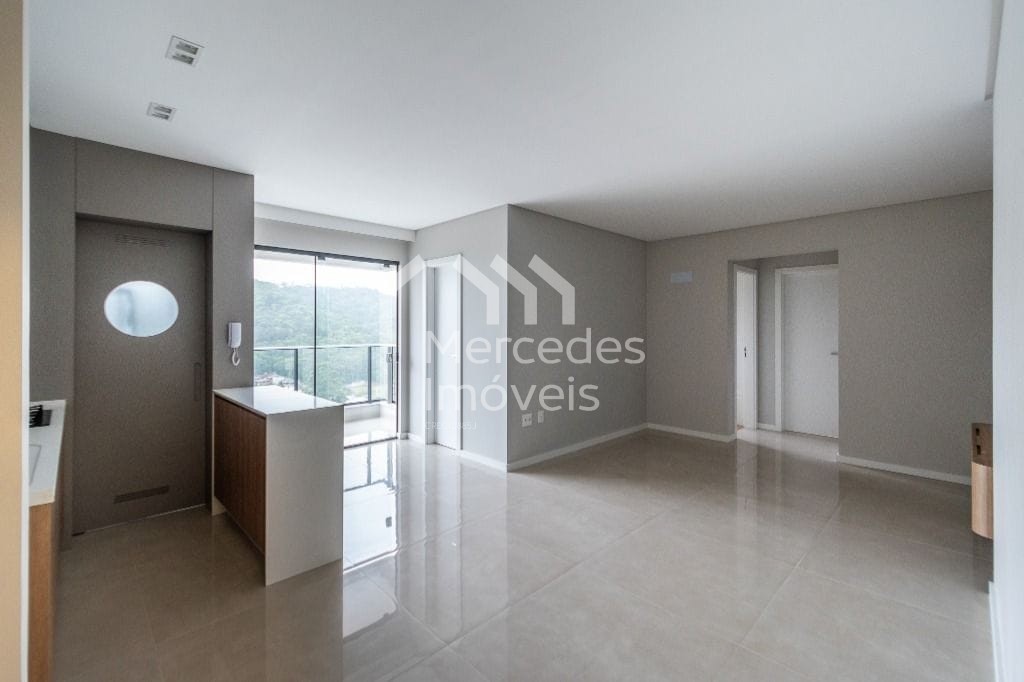 Foto 3 de Apartamento 2 suítes à venda · Fazenda, Itajaí · LAGO MORAINE · 84 m² · AP0556