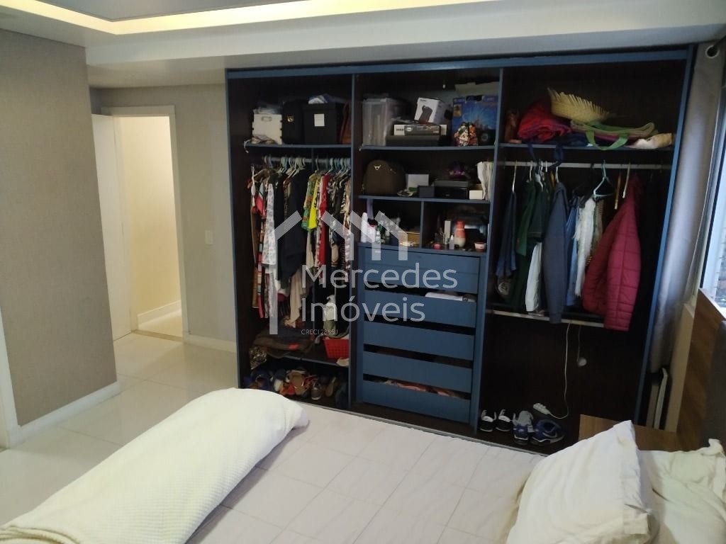 Foto 10 de Apartamento 4 suítes à venda · Centro, Balneário Camboriú