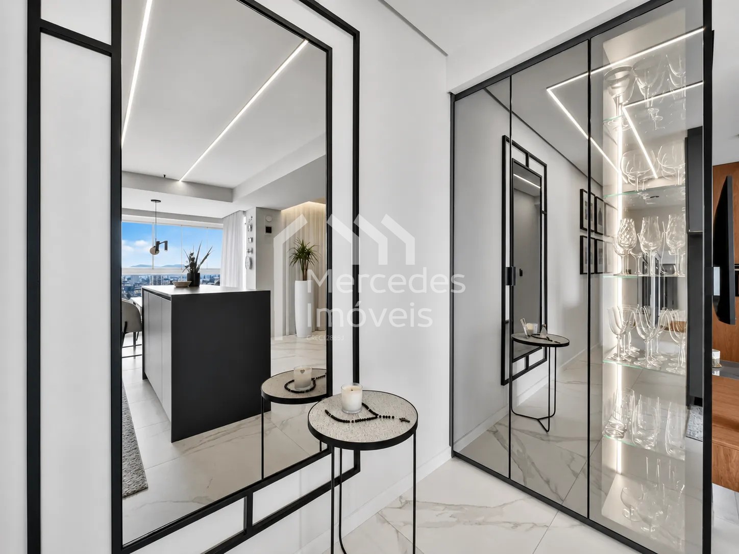 Foto 20 de Apartamento 2 suítes para alugar · Centro, Itajaí