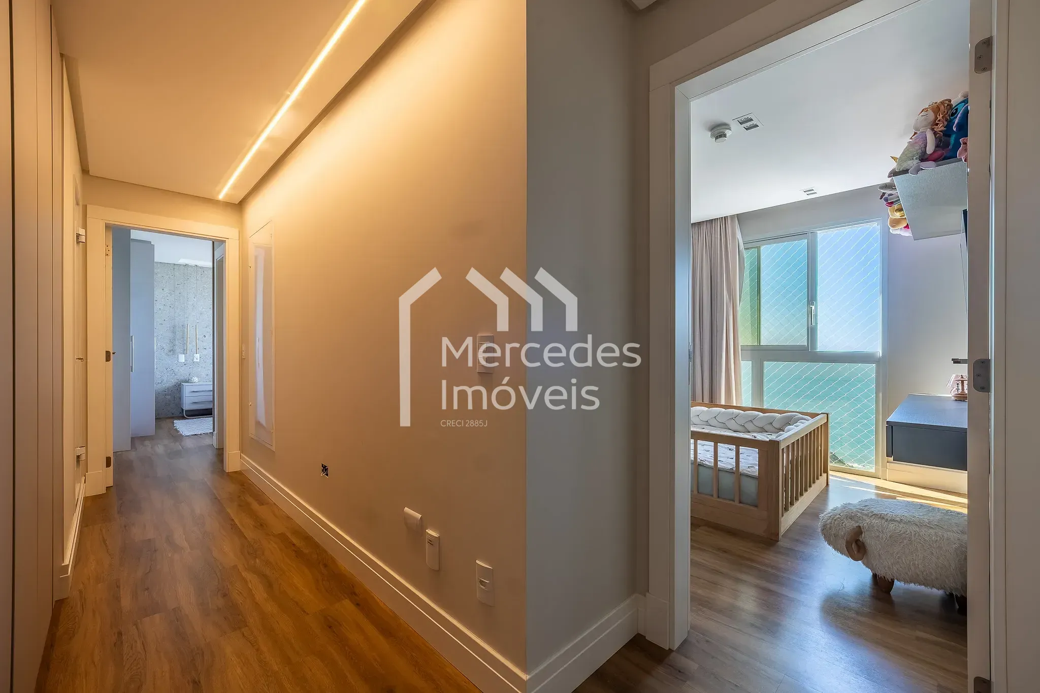 Foto 18 de Apartamento à venda, Pioneiros, Balneário Camboriú, SC