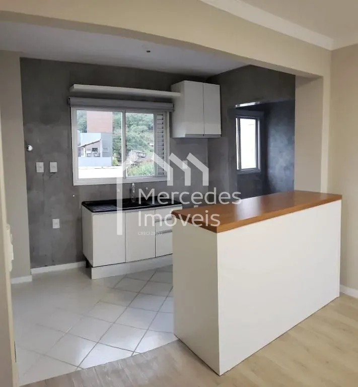 Foto 2 de Apartamento semimobiliado com 2 dormitórios à venda, 56 m² - Ressacada - Itajaí/SC