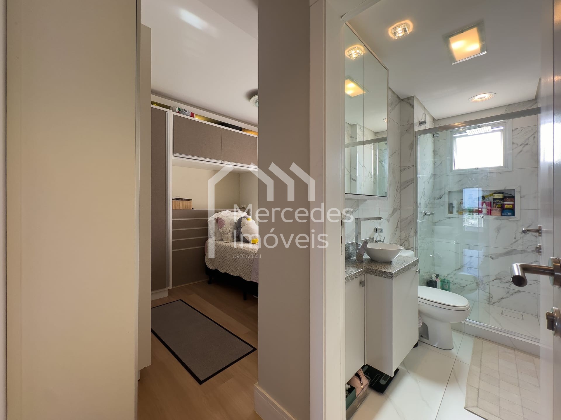 Foto 36 de Apartamento 3 suítes para alugar · Centro, Itajaí
