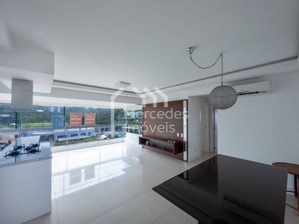 Foto 4 de Apartamento 1 suíte + 1 dorm à venda · Praia Brava de Itajaí · Dubai