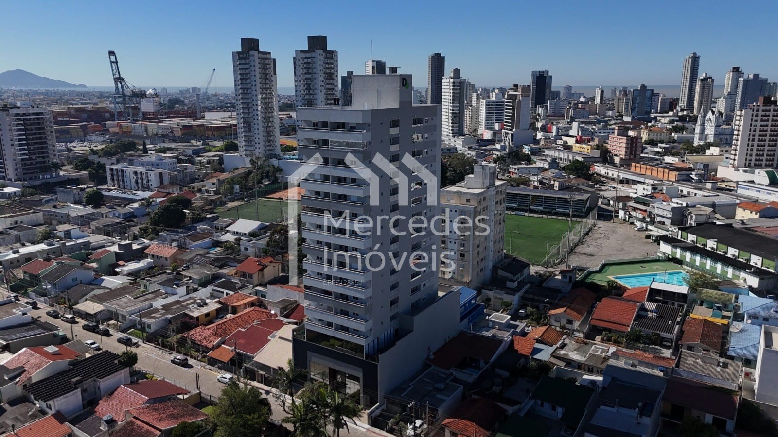 Foto 12 de Apartamento 1 suíte + 1 dorm à venda · Centro, Itajaí · LOTTUS