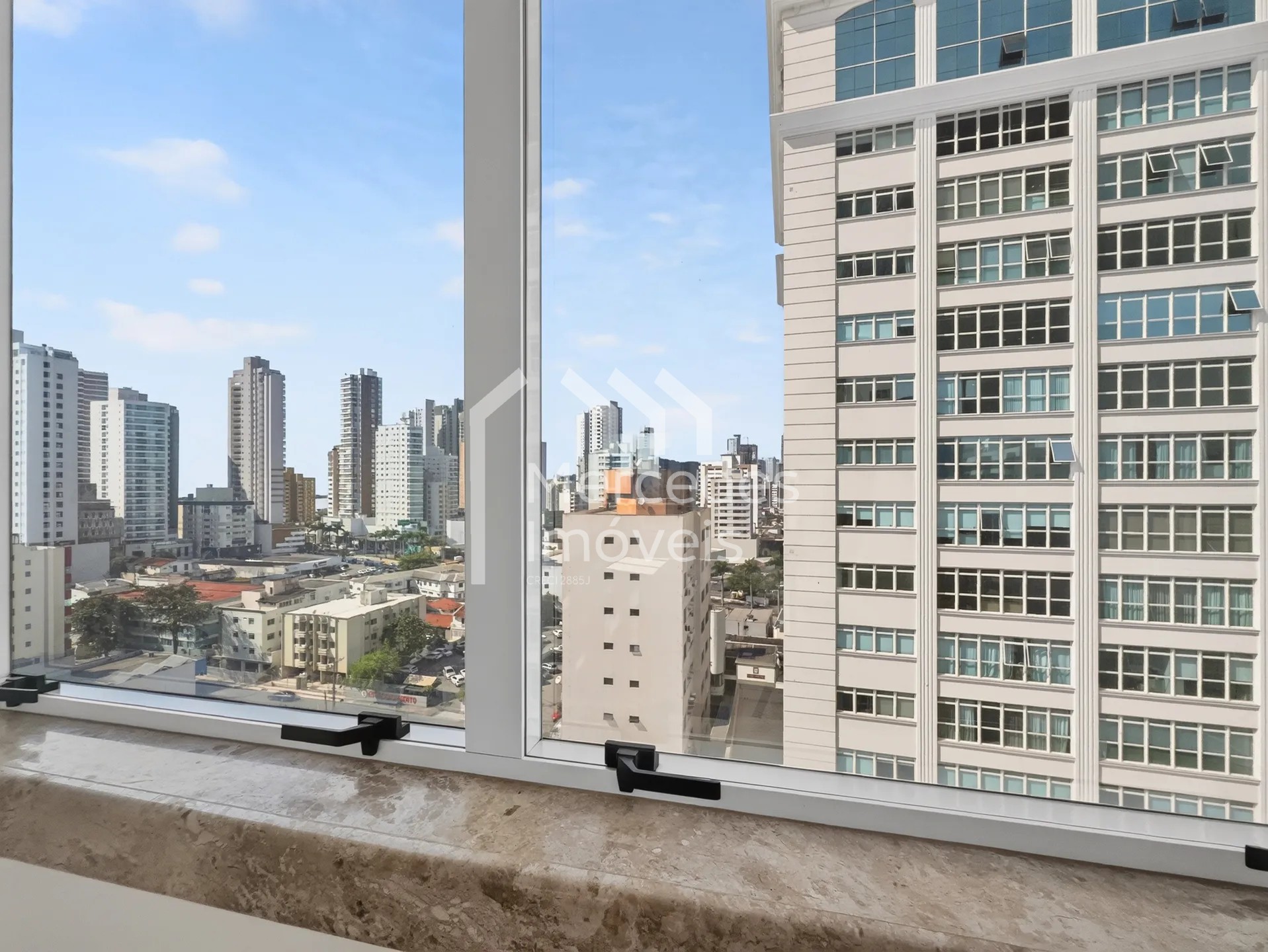 Foto 24 de Sala comercial para alugar · Centro, Itajaí · cond. Pasteur