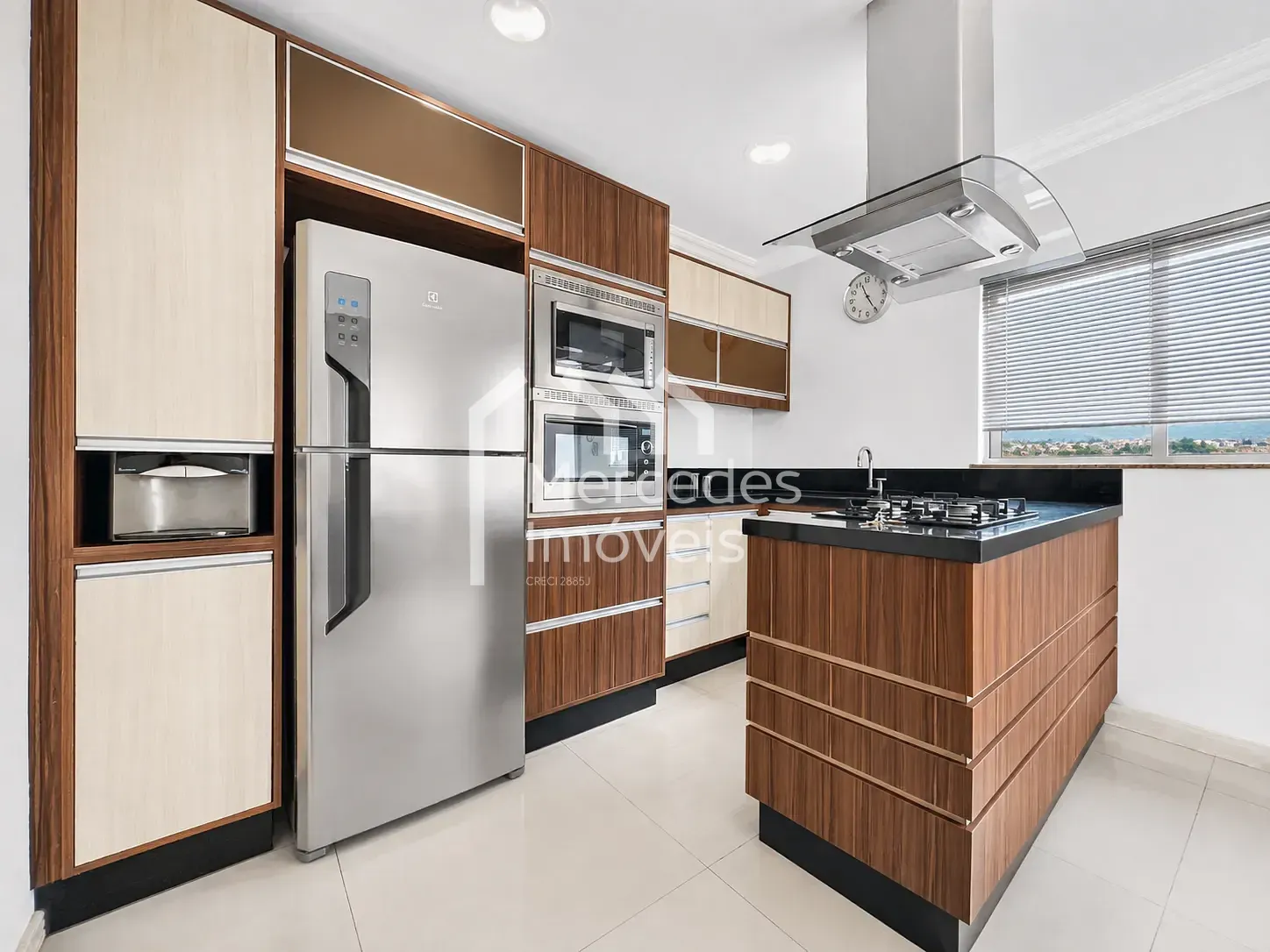 Foto 9 de Casa mobiliada para alugar com uma suíte mais 2 quartos, Bairro São João, Itajaí, SC R$7,300 + Taxas