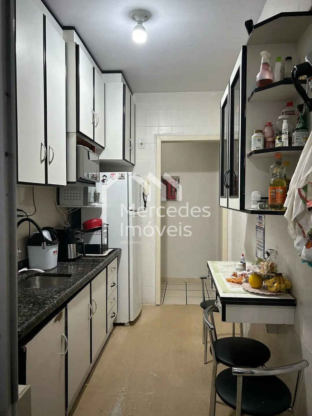 Foto 1 de Apartamento semimobiliado com 3 dormitórios à venda, Centro, Itajaí, SC