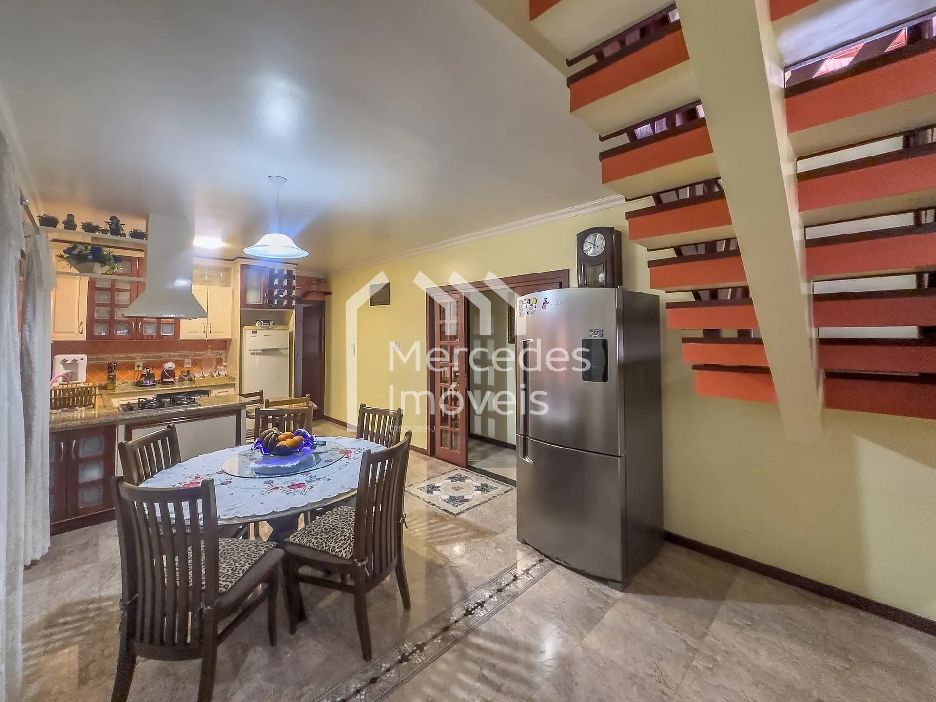 Foto 10 de Casa com 3 suítes à venda, 167 m² por R$ 1.750.000,00 - Dom Bosco - Itajaí/SC