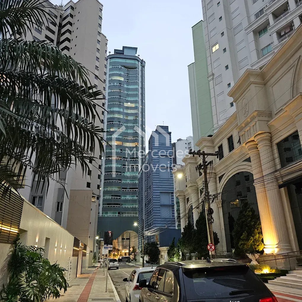 Foto 11 de Sala comercial à venda · Centro, Balneário Camboriú