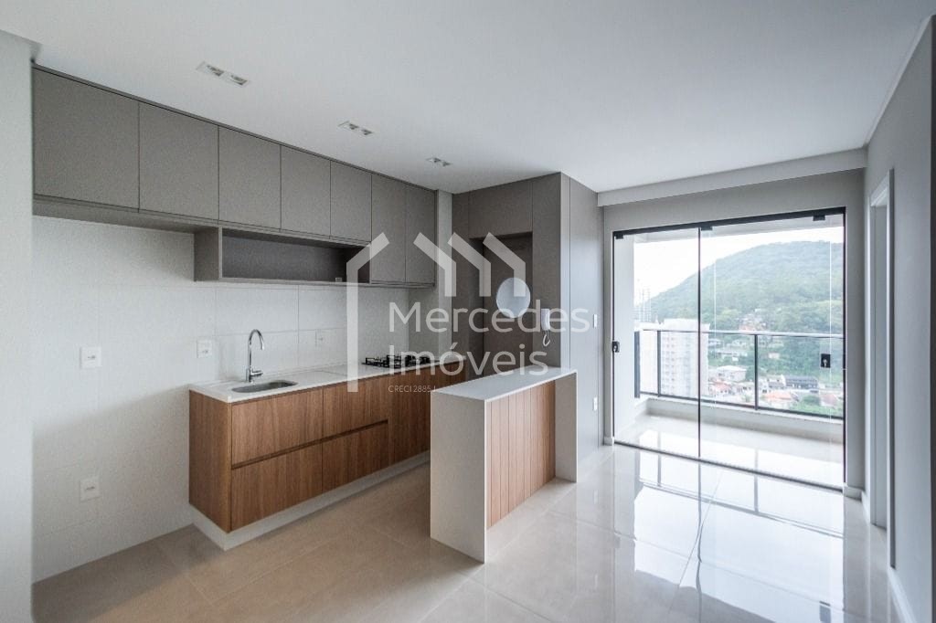 Foto 2 de Apartamento 2 suítes à venda · Fazenda, Itajaí · LAGO MORAINE · 84 m² · AP0556