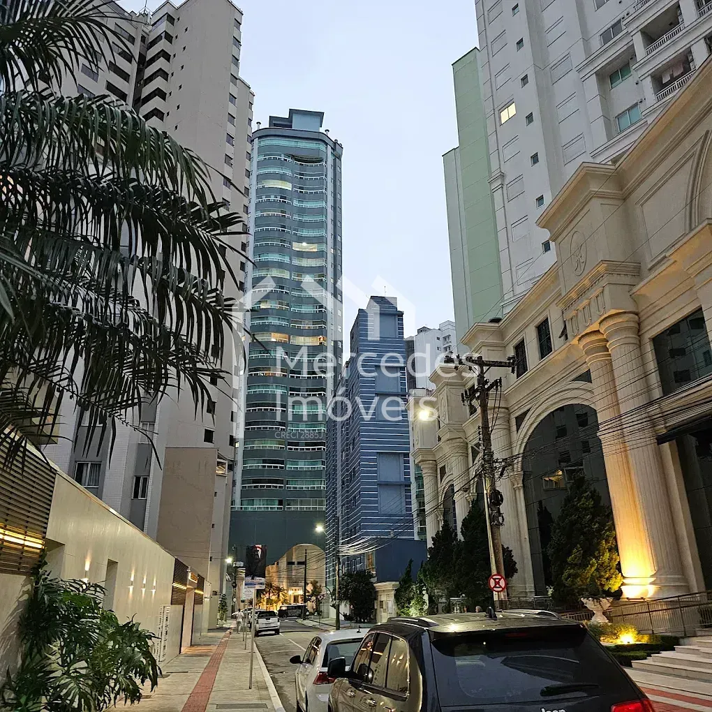 Foto 12 de Sala comercial à venda · Centro, Balneário Camboriú