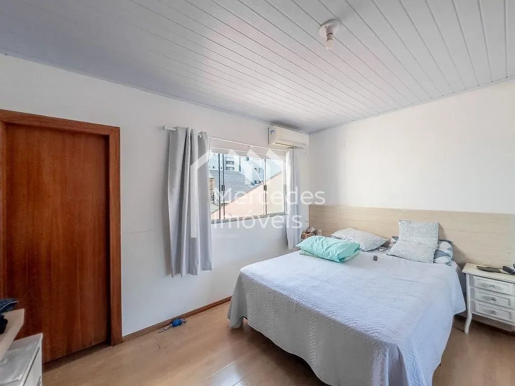 Foto 8 de Casa com 3 dormitórios à venda, 300 m² - Centro - Itajaí/SC