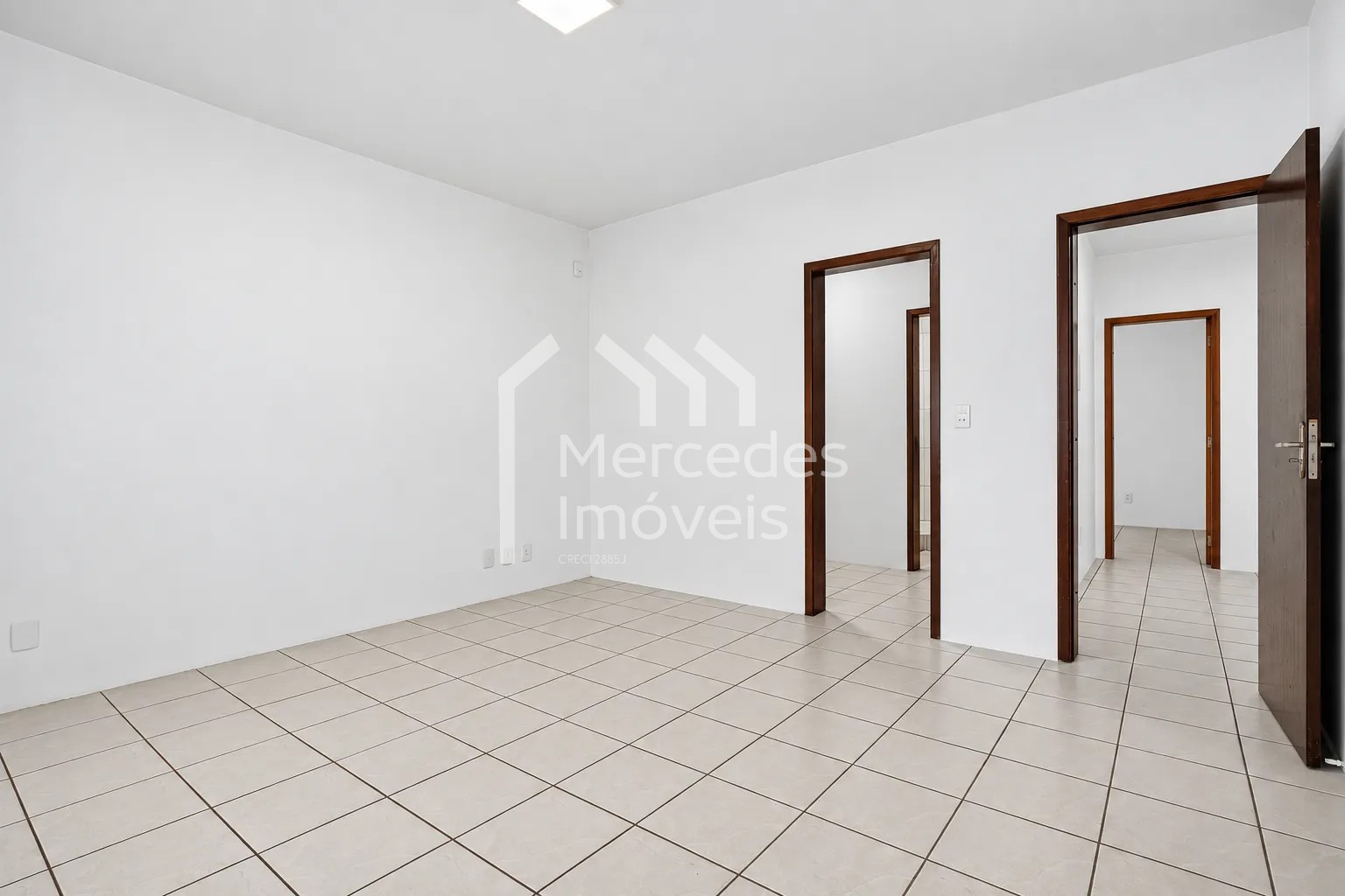 Foto 26 de Casa para locação, São Judas, Itajaí, SC com 4 dormitórios, suíte, quintal e 245 m² no São Judas