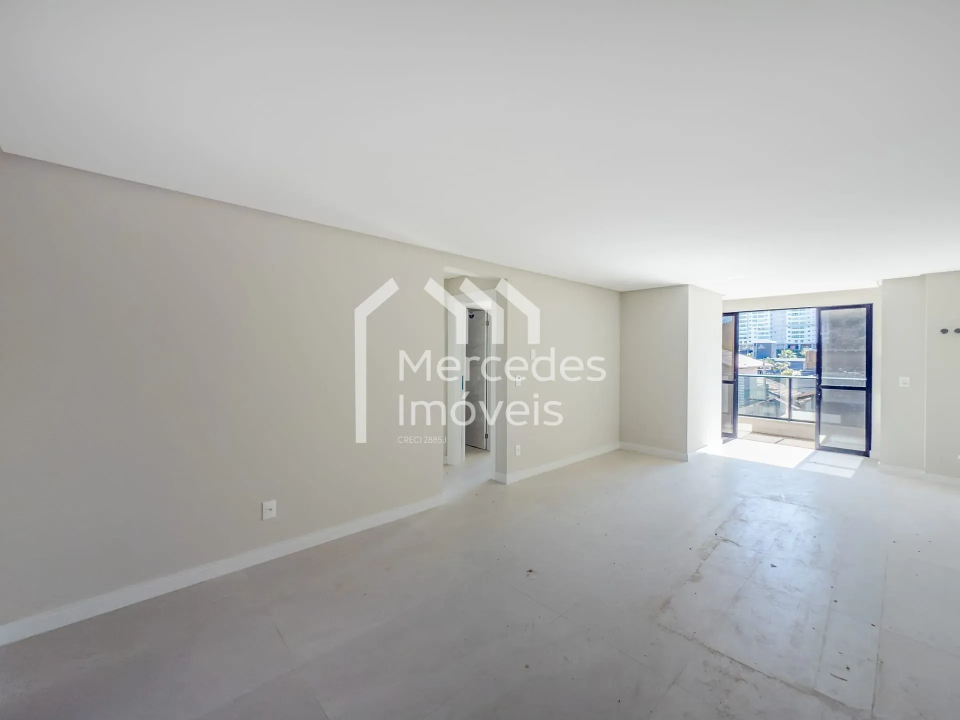 Foto 15 de Apartamento para permuta com 2 suítes, Praia dos Amores, Balneário Camboriú, SC