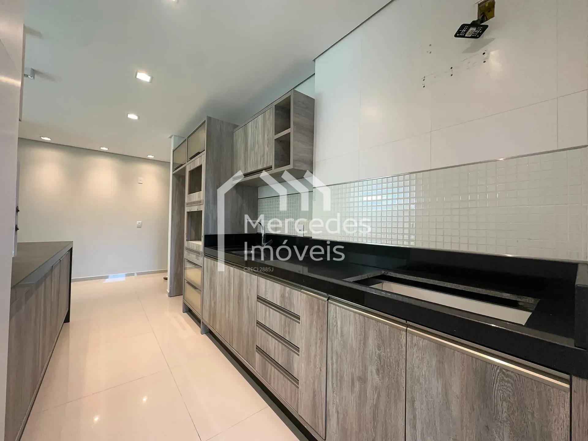 Foto 5 de Apartamento à venda com 3 suítes, Cabeçudas, Itajaí, SC