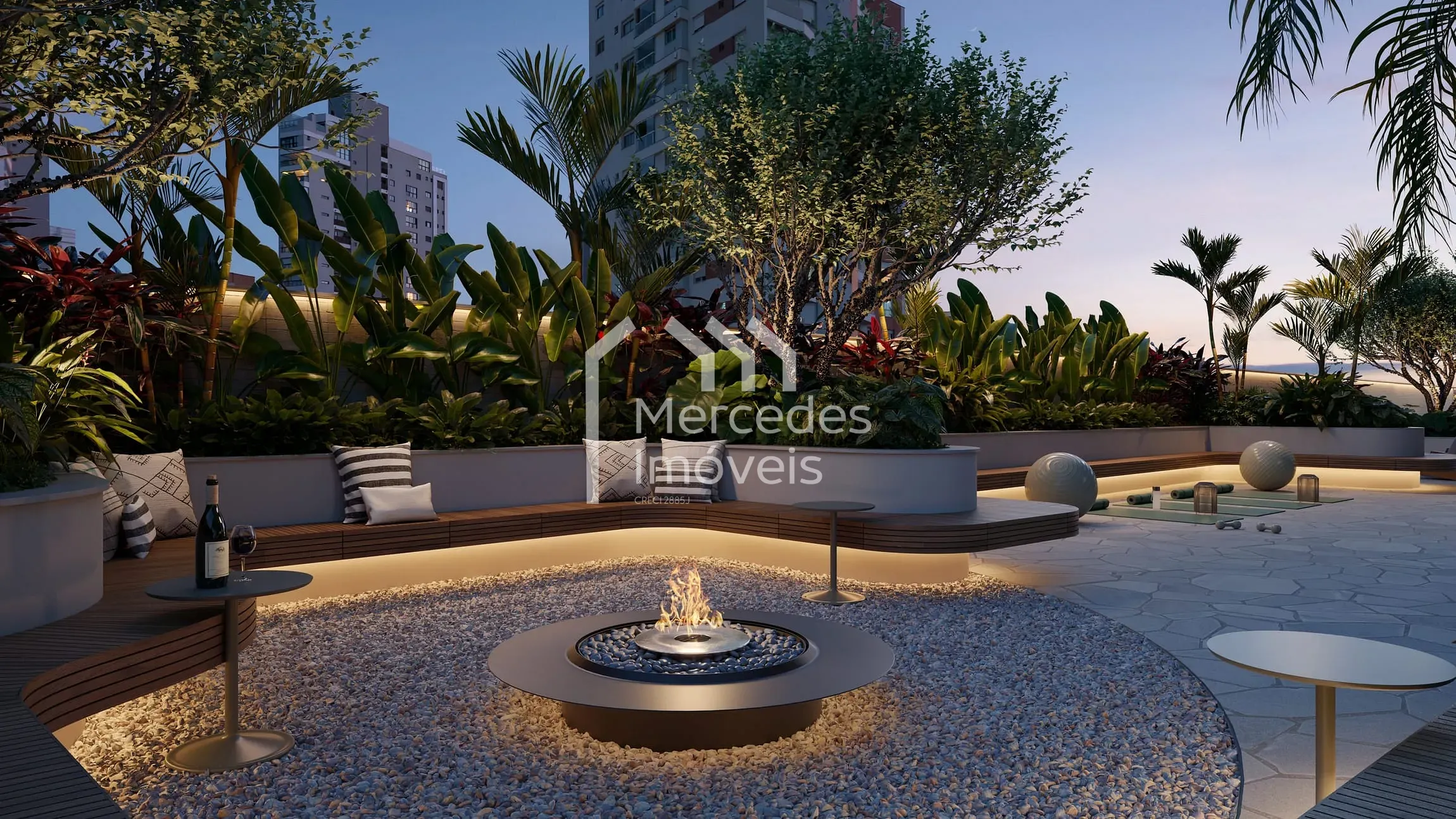Foto 2 de Apartamento com 3 suítes à venda, Centro, Itajaí, SC