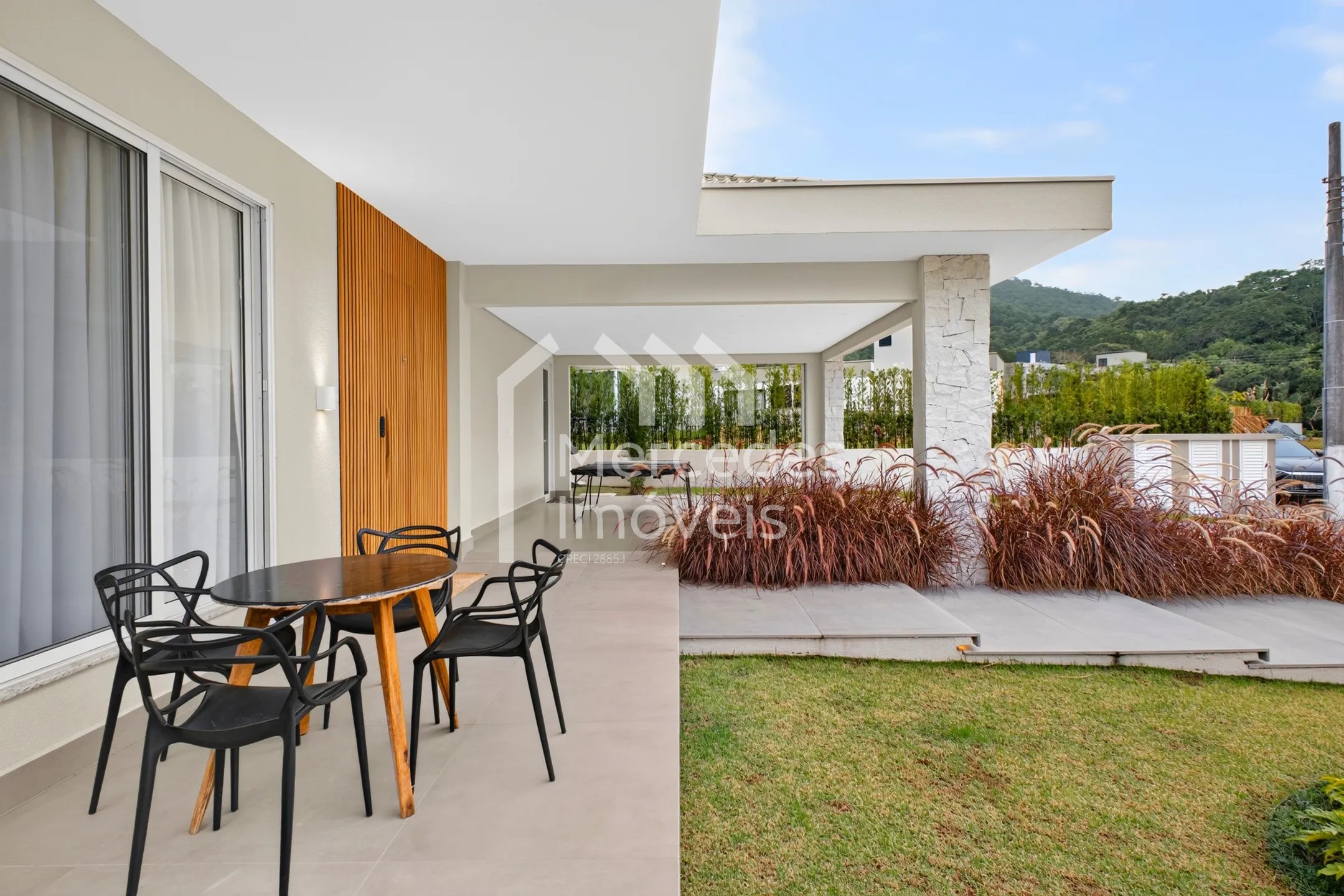 Foto 5 de Casa 3 suítes à venda · Ariribá, Balneário Camboriú
