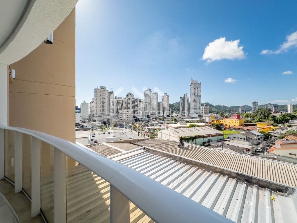 Foto 4 de Apartamento 2 suítes à venda · Fazenda, Itajaí · LE HAVRE · 91 m² · AP0008