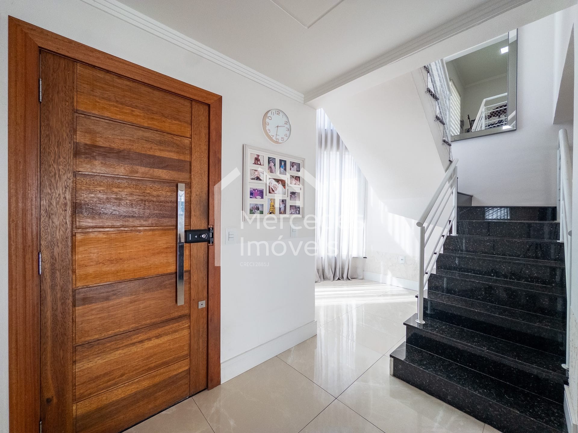 Foto 3 de Casa 1 suíte + 2 dorms à venda · São Judas, Itajaí · 180 m²