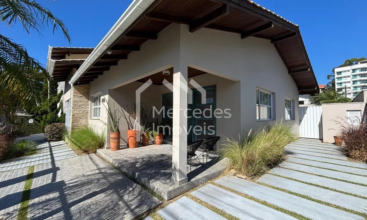 Foto 10 de Casa 2 suítes + 1 dorm à venda · Cabeçudas, Itajaí