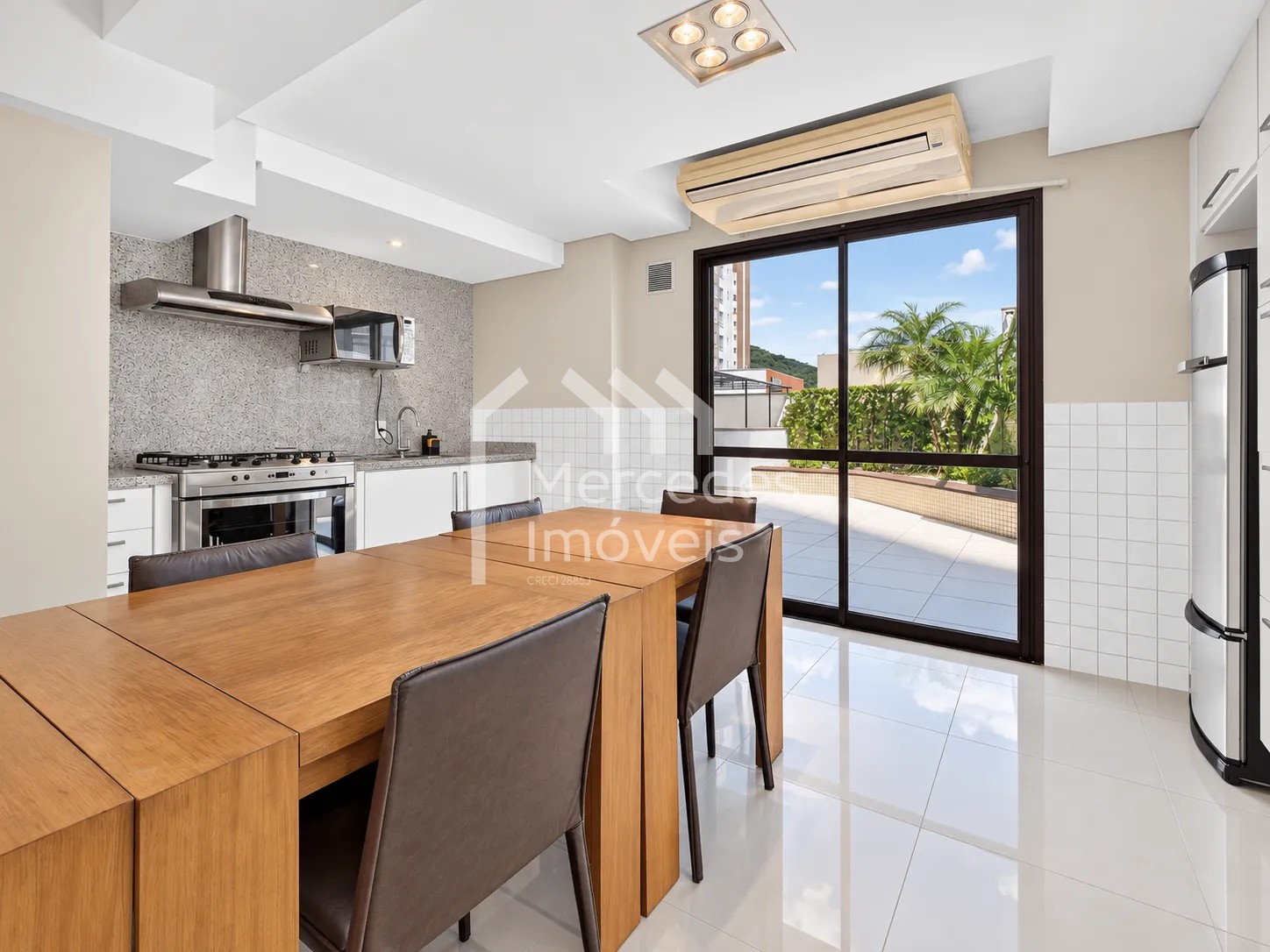 Foto 37 de Apartamento de 2 quartos sendo 1 suíte para locação, Fazenda, Itajaí, SC