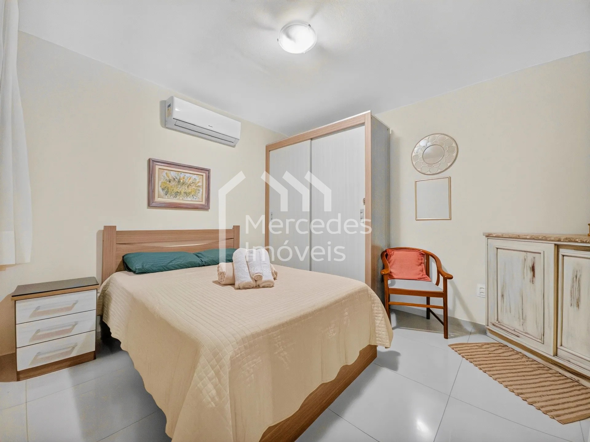 Foto 11 de Apartamento 1 suíte + 2 dorms para alugar · Centro, Balneário Camboriú