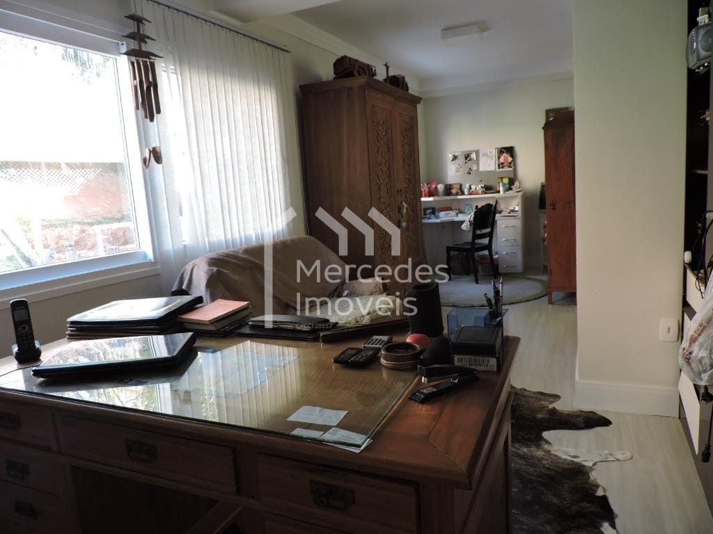 Foto 40 de Casa 5 suítes à venda · Praia dos Amores, Balneário Camboriú