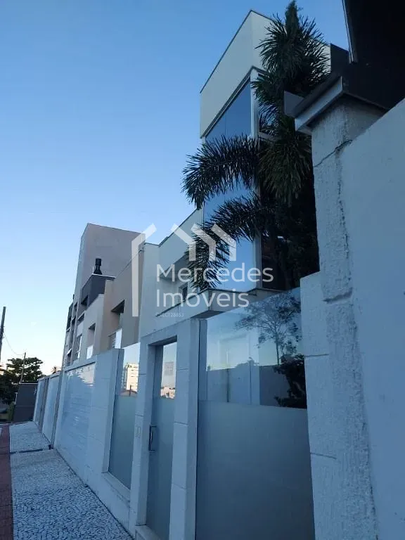Foto 11 de Sobrado com 3 suítes à venda, 176 m² - Praia dos Amores - Balneário Camboriú/SC