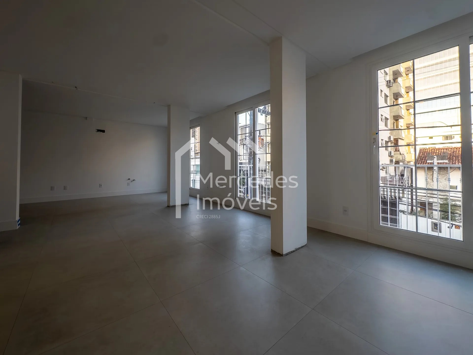 Foto 5 de Sala comercial para alugar · Centro, Itajaí · 130 m²