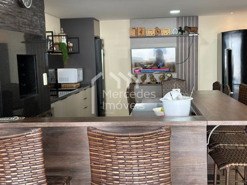 Foto 10 de Casa 1 suíte + 2 dorms à venda · São João, Itajaí · 300 m²