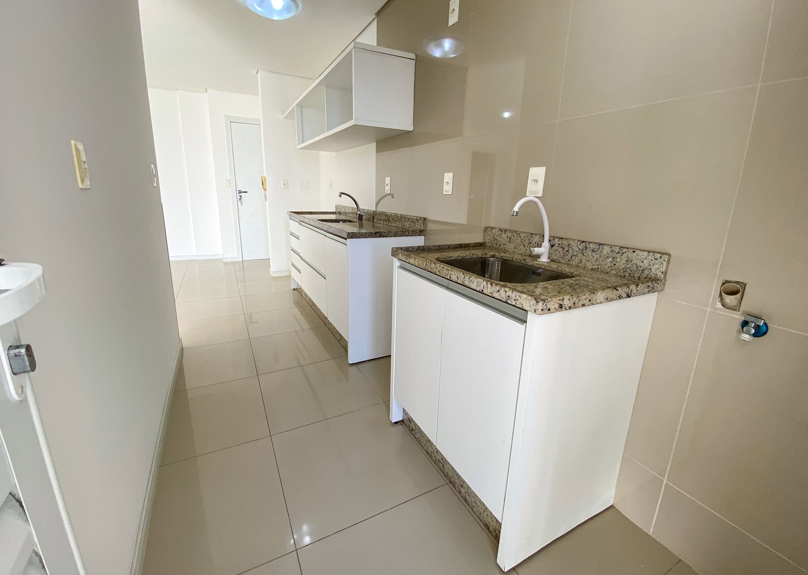 Foto 5 de Apartamento 3 Dormit. na Ressacada