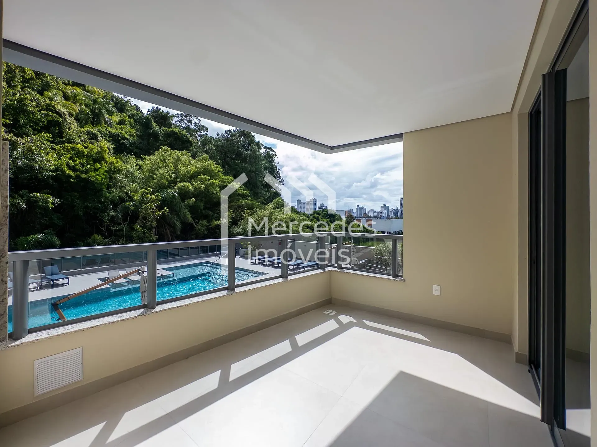 Foto 8 de Apartamento com 1 suíte + 2 dormitórios à venda, Centro, Itajaí, SC