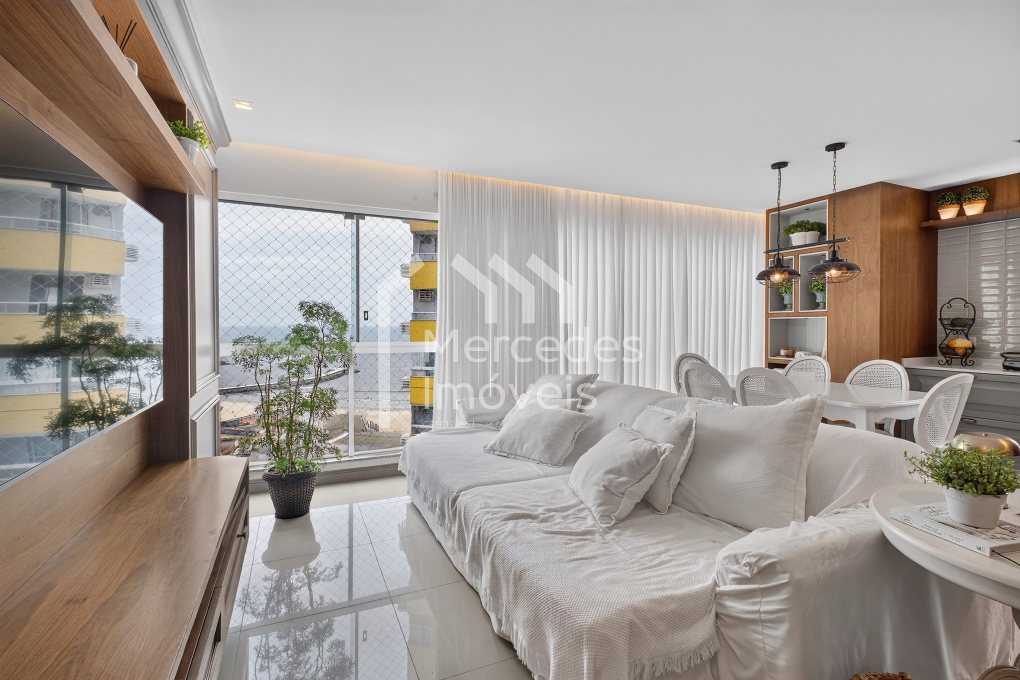 Foto 17 de Apartamento mobiliado com 4 quartos à venda no Pioneiros, Balneário Camboriú