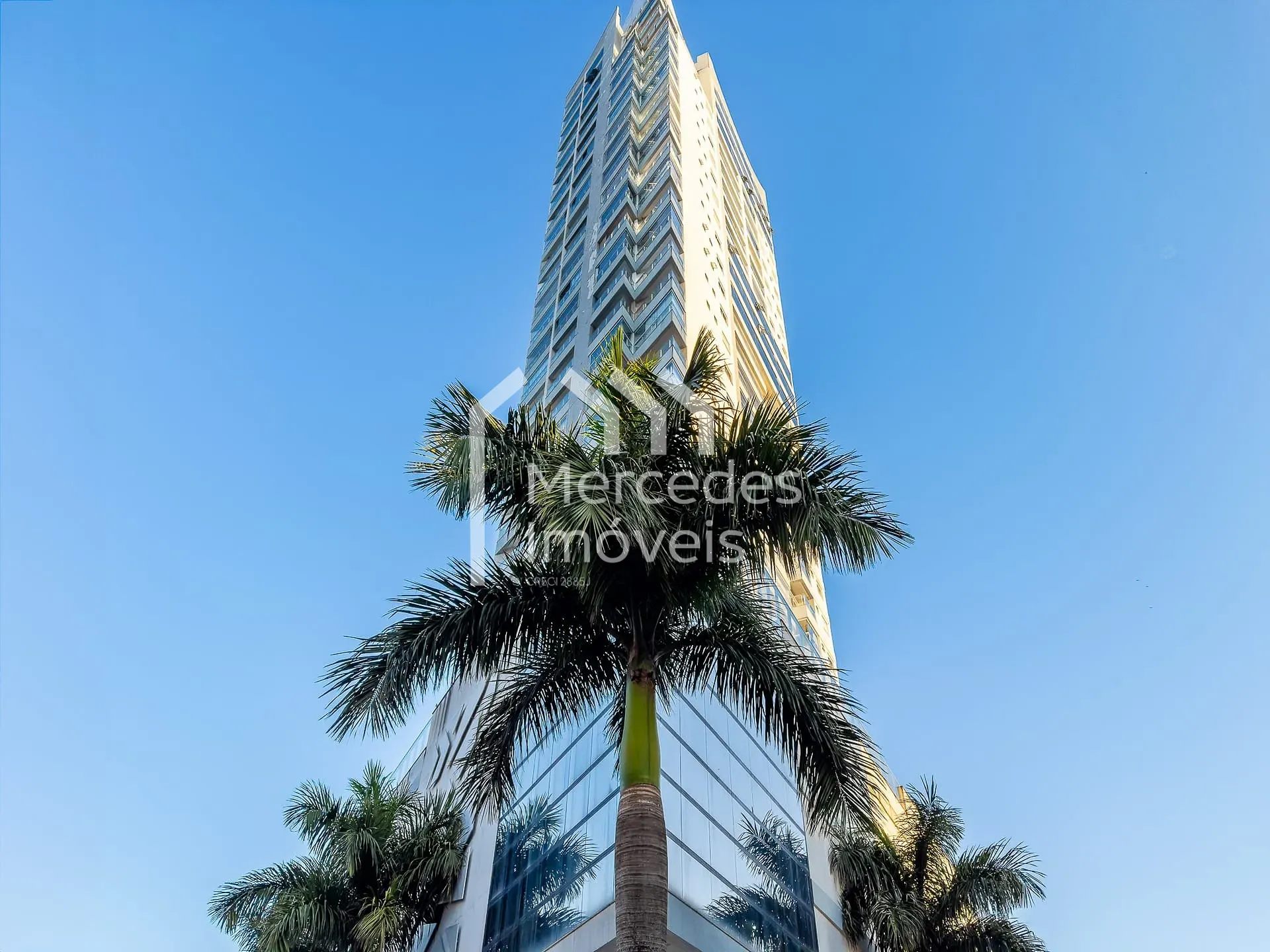 Foto 1 de Apartamento com 2 suítes à venda, 79.45 m² - Fazenda - Itajaí/SC