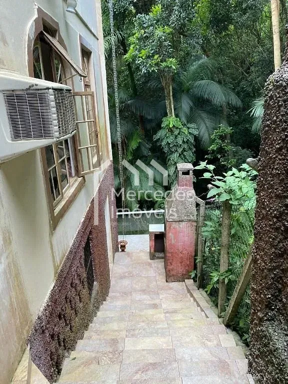 Foto 25 de Casa semimobiliada / 3 suítes, 336 m² à venda por R$ 2.800.000,00 - Fazenda - Itajaí/SC