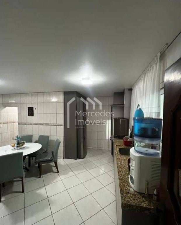 Foto 11 de Casa 1 suíte + 5 dorms à venda · São João, Itajaí