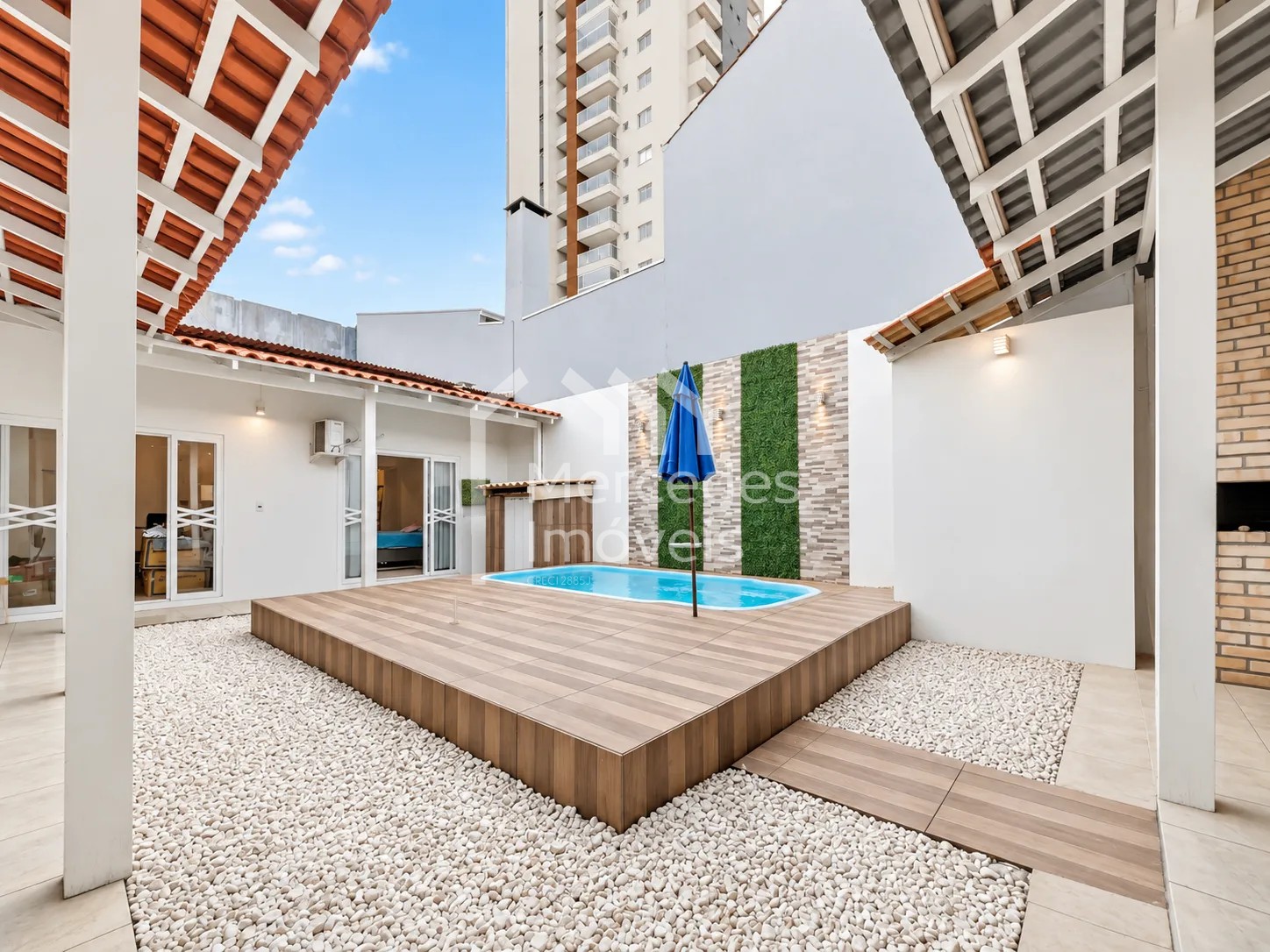 Foto 8 de Casa com 4 dormitórios e piscina na Fazendinha, Itajaí