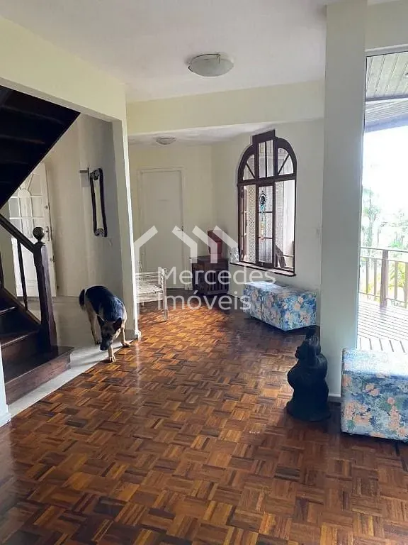 Foto 13 de Casa semimobiliada / 3 suítes, 336 m² à venda por R$ 2.800.000,00 - Fazenda - Itajaí/SC