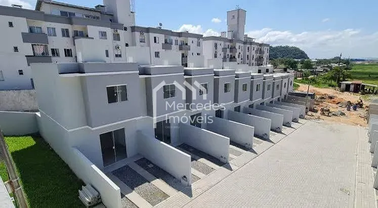 Foto 3 de Sobrado com 2 dormitórios à venda, 70 m² por R$ 365.000,00 - Espinheiros - Itajaí/SC