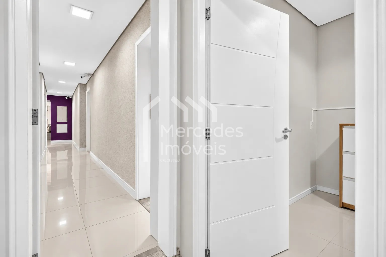 Foto 12 de Sala comercial para alugar · Centro, Itajaí · 122 m²