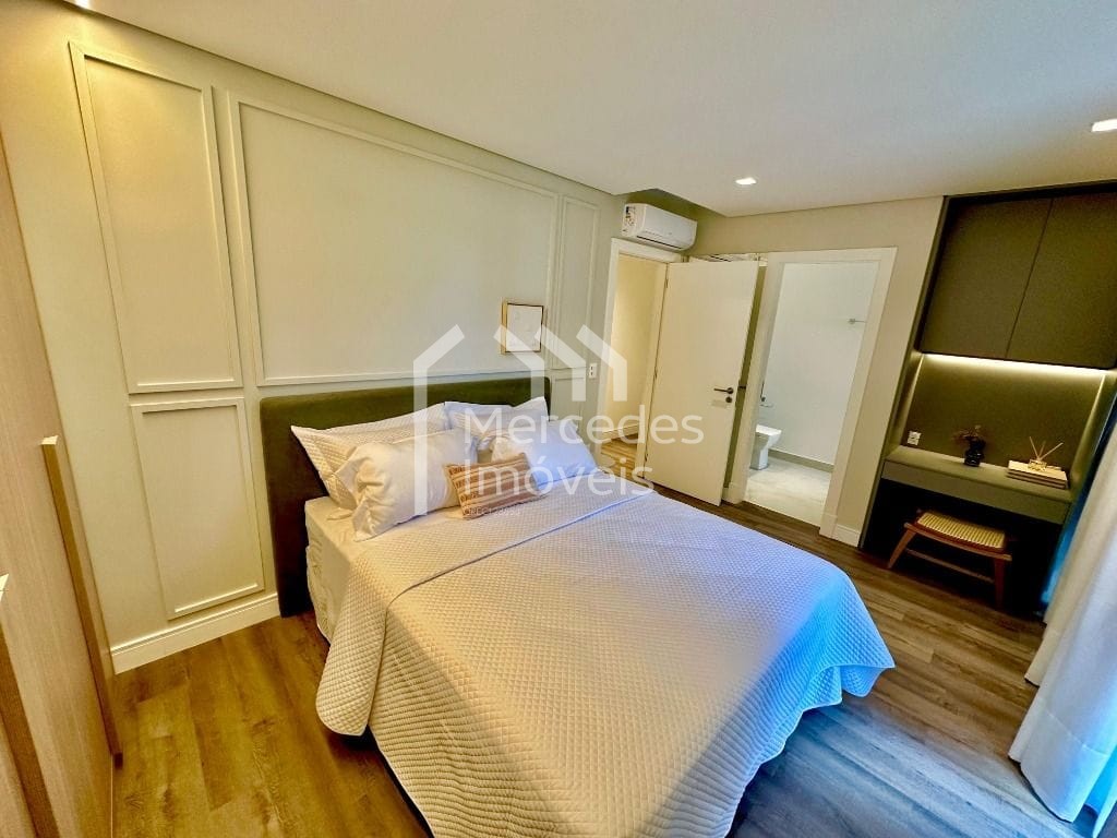 Foto 10 de Apartamento 3 suítes à venda · Praia Brava, Itajaí