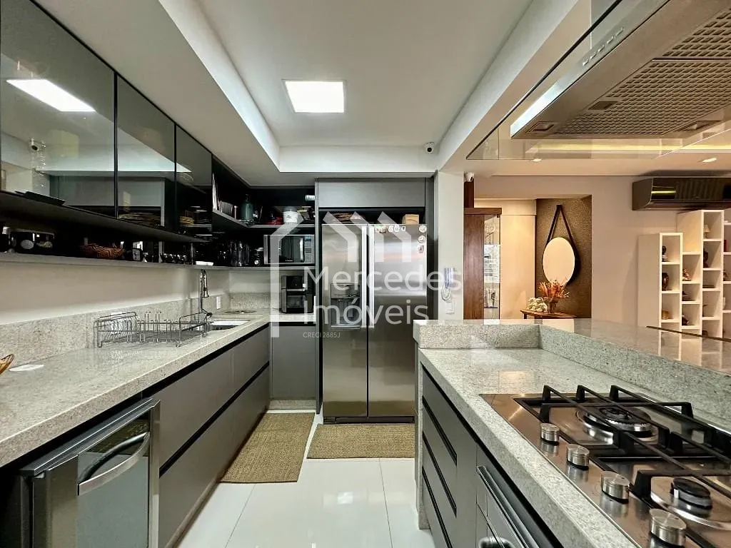 Foto 9 de Apartamento mobiliado com 1 suíte e 2 demi suites, à venda, 118 m² - Praia Brava - Itajaí/SC
