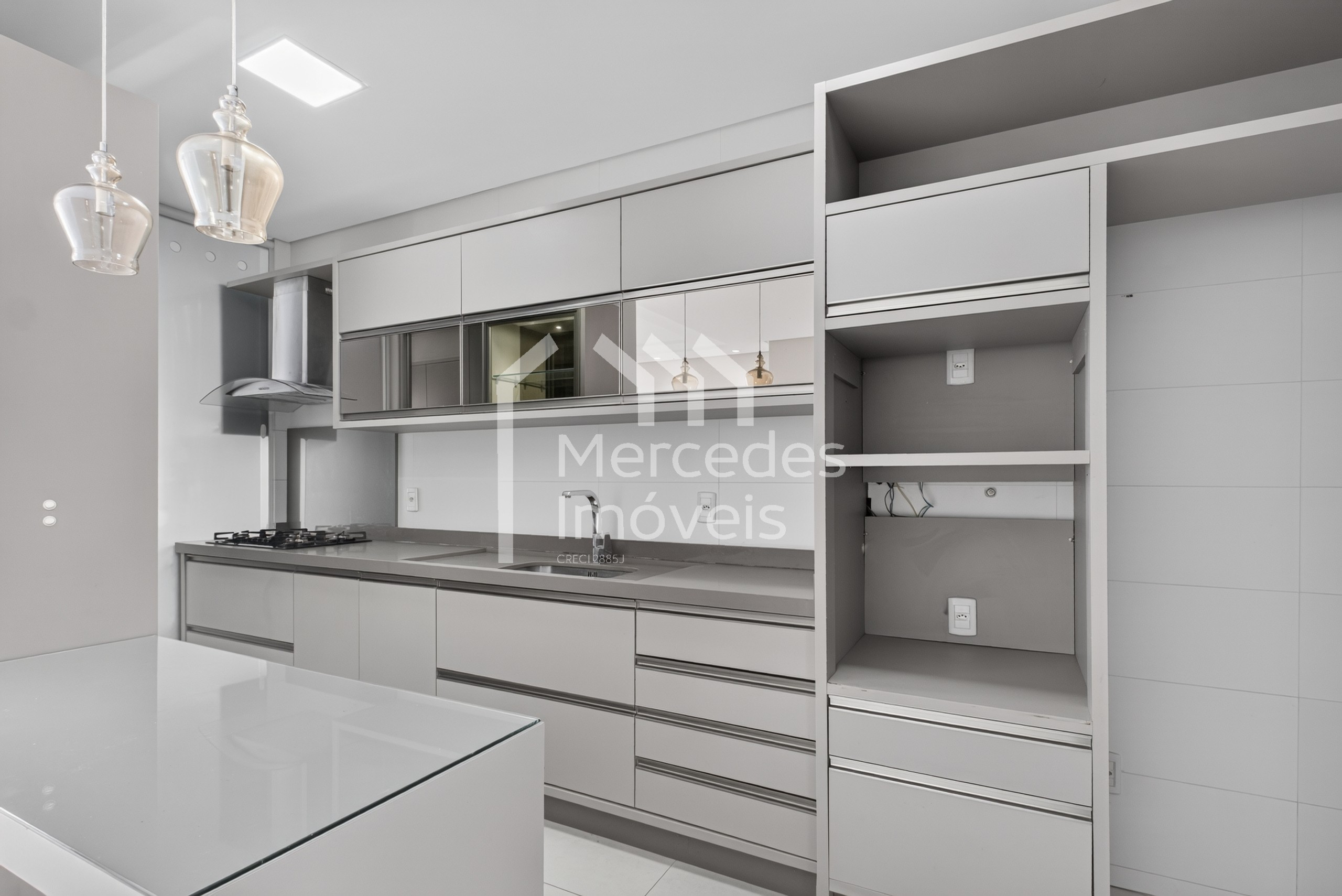 Foto 4 de Apartamento com 2 quartos sendo 1 suíte para alugar no Centro, Itajaí