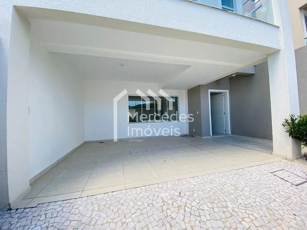 Foto 4 de Sobrado com 3 suítes à venda, 176 m² - Praia dos Amores - Balneário Camboriú/SC